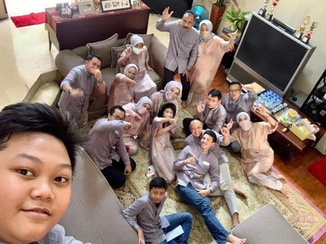 10 Potret Rumah Arzetti Bilbina Usai Jadi DPR, Jarang Tersorot, Mewah Bak Istana! 
