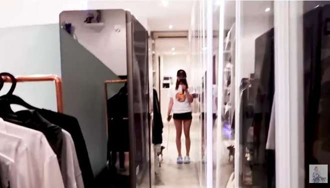 8 Potret Rumah Calista Cuaca Putri Konglomerat Indonesia, Super Mewah, Kamar Anjingnya Bikin Melongo!