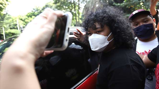 FOTO: Marshel Widianto Penuhi Panggilan Polisi Terkait Pembelian Konten Syur Dea Onlyfans