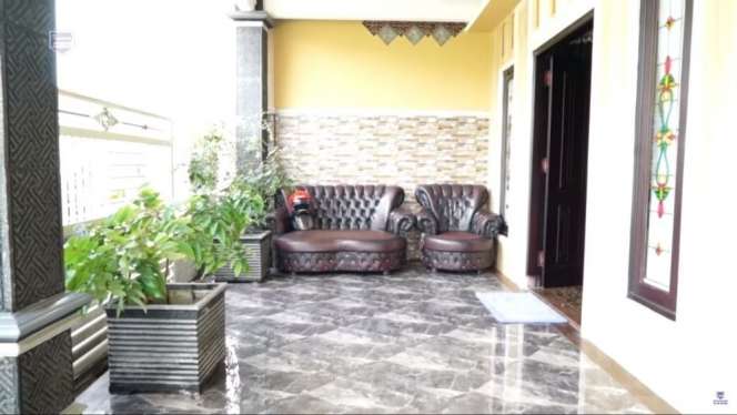 10 Potret Rumah Jihan Audy Disebut ‘The Next Via Vallen’, Ada Ruangan Penuh Koleksi BTS