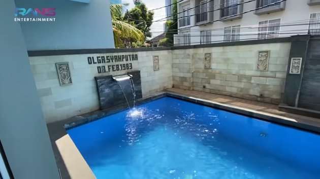 Potret Rumah Mendiang Olga Syahputra, Kondisi Kolam Renang Disorot
