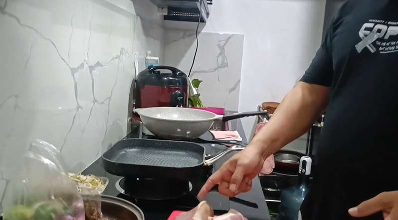 10 Potret Rumah Bripka Ambarita Polisi ‘Artis’ yang Viral, Dulu Sangat Sederhana Kini Super Mewah!