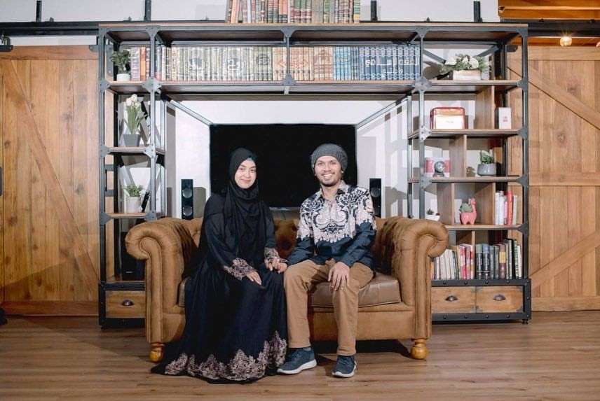 10 Potret Rumah Ustaz Hanan Attaki yang Super Mewah, Ada Cafe di Dalamnya!