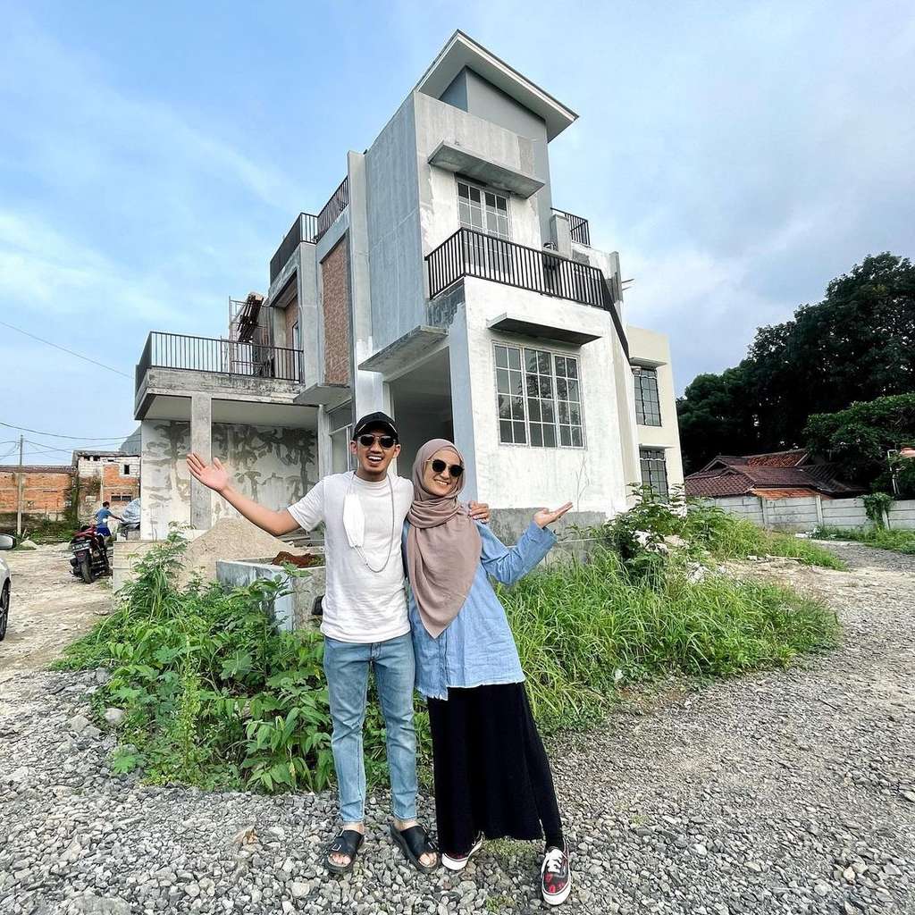 10 Potret Rumah Ustaz Syam yang Kerap Bikin Kontroversi, Jarang Tersorot, Ternyata Mewah Abis!