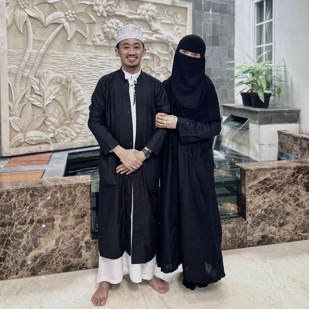 10 Potret Rumah Ustaz Syam yang Kerap Bikin Kontroversi, Jarang Tersorot, Ternyata Mewah Abis!