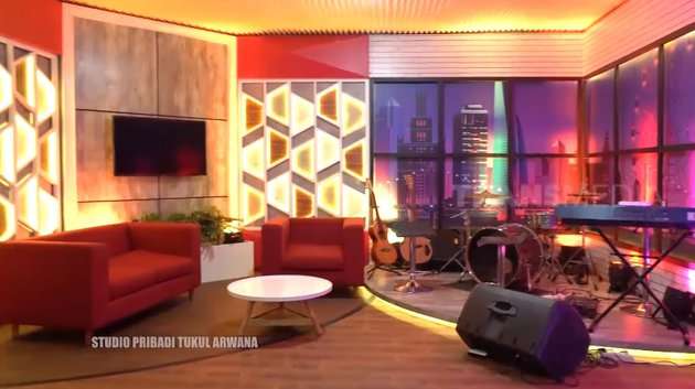 10 Potret Rumah Mewah Tukul Arwana Seharga Rp80 Miliar, Punya Studio Musik!