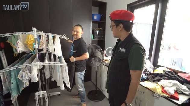 10 Potret Rumah Ronal Surapradja ‘Extravaganza’, Diam-Diam Ternyata Sultan, Mewah Ada Bioskop Pribadi!