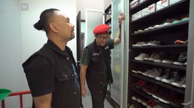 10 Potret Rumah Ronal Surapradja ‘Extravaganza’, Diam-Diam Ternyata Sultan, Mewah Ada Bioskop Pribadi!