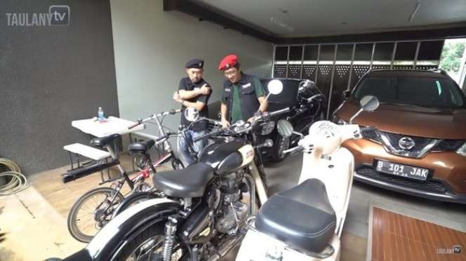 10 Potret Rumah Ronal Surapradja ‘Extravaganza’, Diam-Diam Ternyata Sultan, Mewah Ada Bioskop Pribadi!
