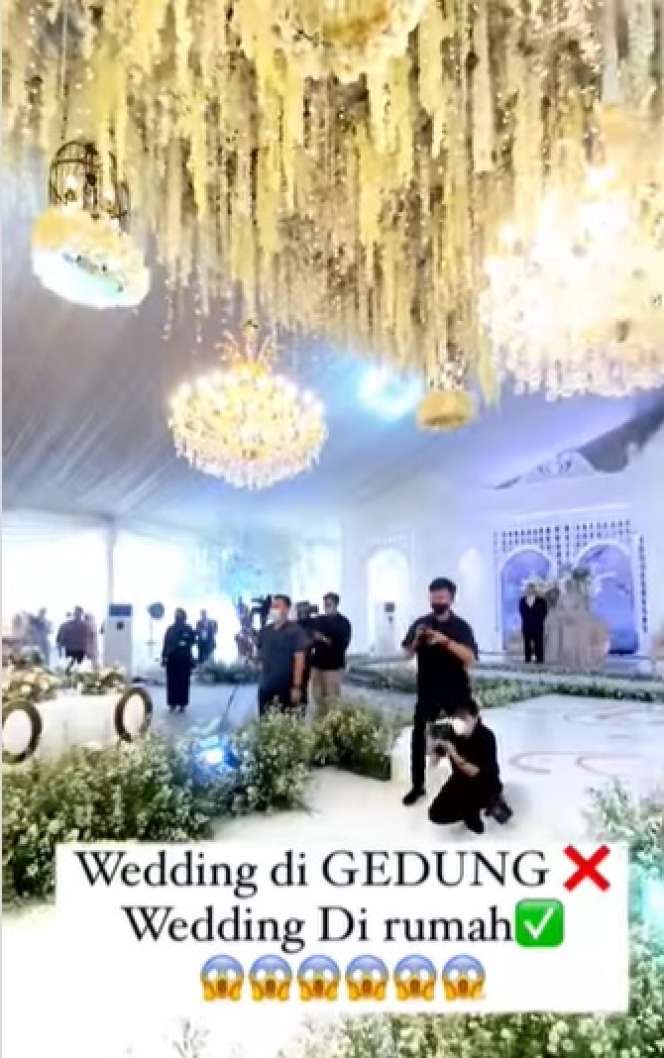 Viral Potret Nikahan Sultan Lampung yang Digelar Di Rumah Habiskan Biaya Rp1 Miliar!