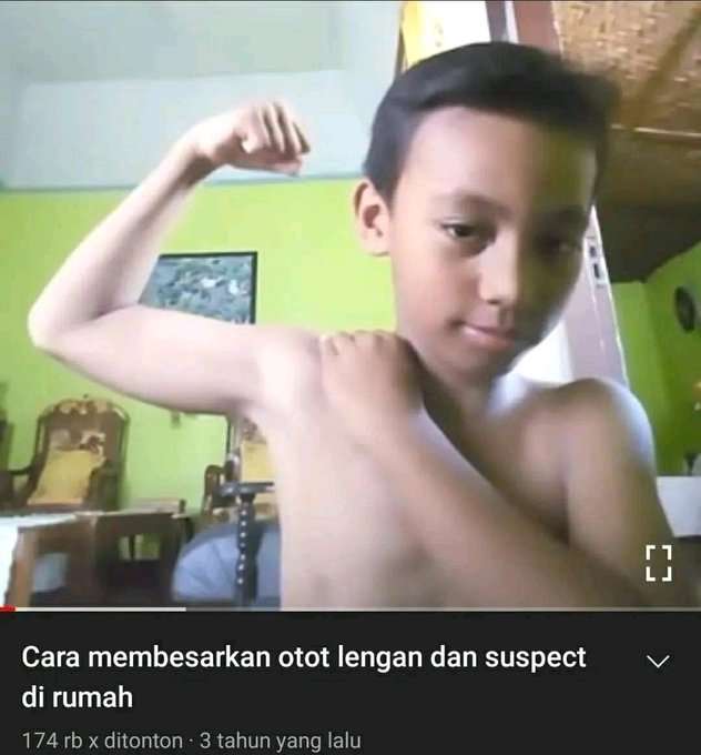 10 Konten Nyeleneh di YouTube, Bikin Geleng-Geleng Kepala!