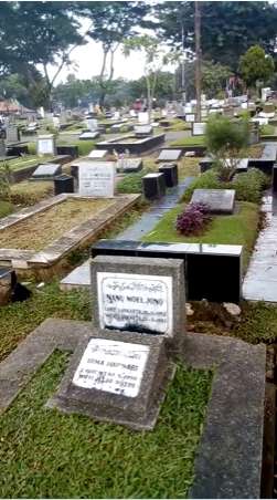 9 Potret Kondisi Makam Nunu Warkop DKI yang Jarang Disorot, Ditumpuk dengan Kuburan Lain!