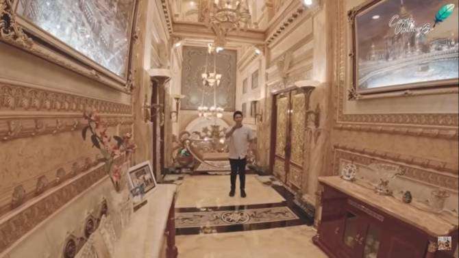 10 Potret Rumah Mewah Berlapis Emas Hasim Hadado yang Viral, Bak Istana Negeri Dongeng!