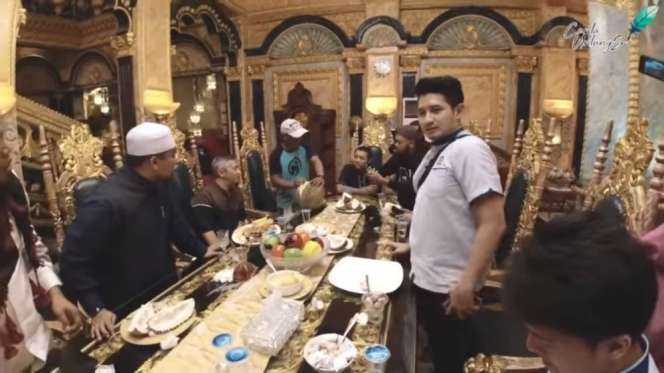 10 Potret Rumah Mewah Berlapis Emas Hasim Hadado yang Viral, Bak Istana Negeri Dongeng!