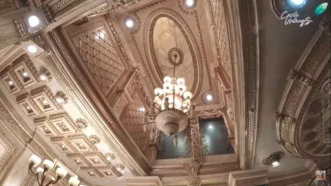 10 Potret Rumah Mewah Berlapis Emas Hasim Hadado yang Viral, Bak Istana Negeri Dongeng!