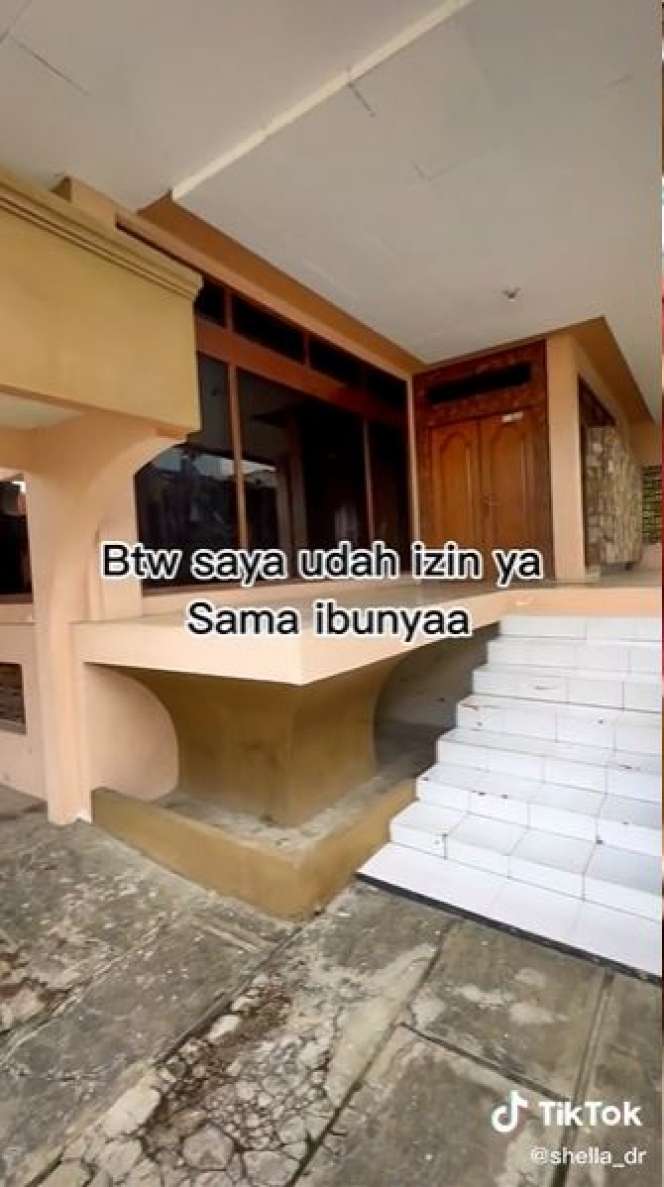 9 Potret Rumah Megah di Tengah Desa yang Viral, Bentuknya Super Unik, Ada Ruang Bawah Tanah!