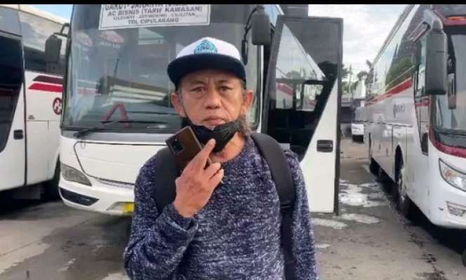 Masih Ingat Kang Mus ‘Preman Pensiun’? Dulu Terkena Stroke Kini Bantu Istri Jualan Takjil!
