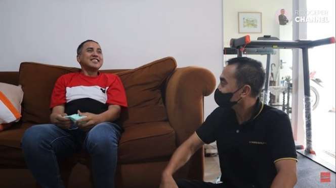 Sempat Idap Tumor Otak, Begini Kabar Terbaru Gugun Gondrong: Diceraikan Istri Hingga Diisukan Meninggal Dunia!