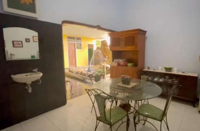 9 Potret Rumah Dewi Perssik di Kampung Halaman, Ternyata Luas Banget!