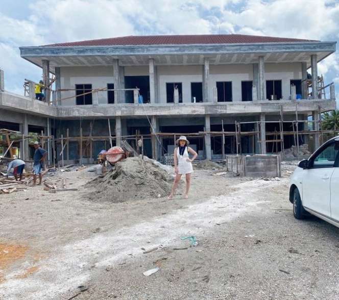 10 Potret Rumah Mewah Bella Shofie di Tepi Pantai, Keren Banget, Buka Pintu Langsung Lautan Lepas!