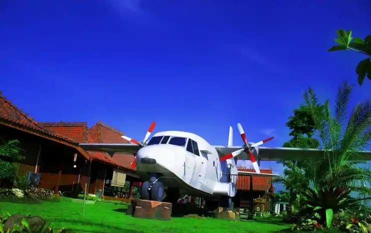 10 Potret Penginapan Inul Daratista ‘Saygon Cottage’, Ada Ruang Biliar di Tepi Sawah, Keren Abis!