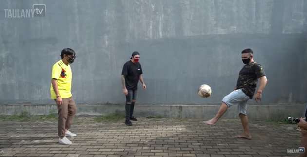 6 Potret Rumah Cristian Gonzales di Jakarta, Desain Minimalis Bikin Betah!