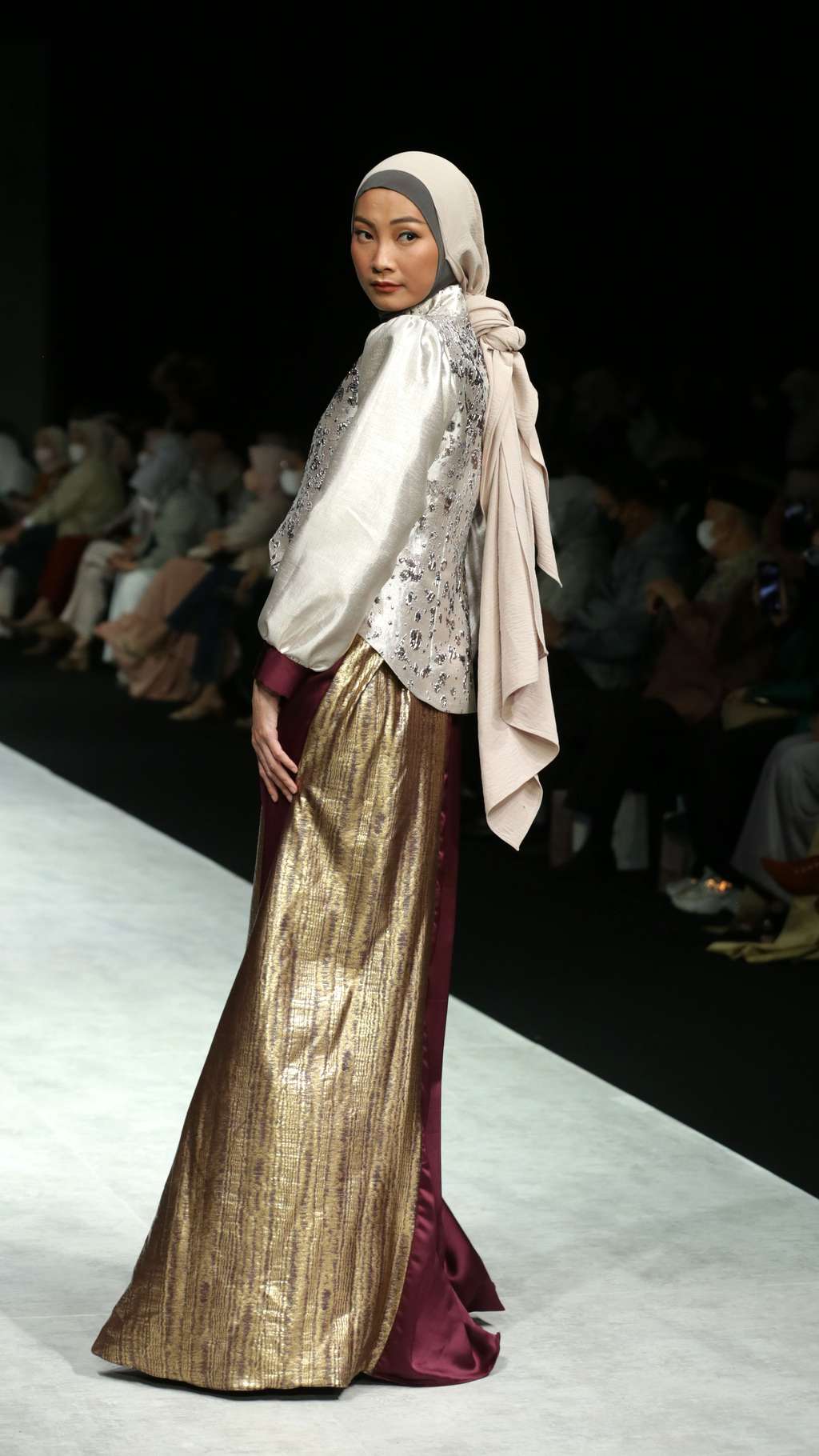 Pernah Jadi Model IFW, Fathimah Alatas Kini Pamerkan Karyanya di IFW 2022