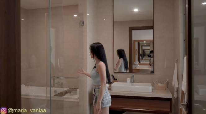 10 Potret Apartemen Maria Vania yang Super Mewah, Spot Berendam Bikin Ngilu, Enak Banget!