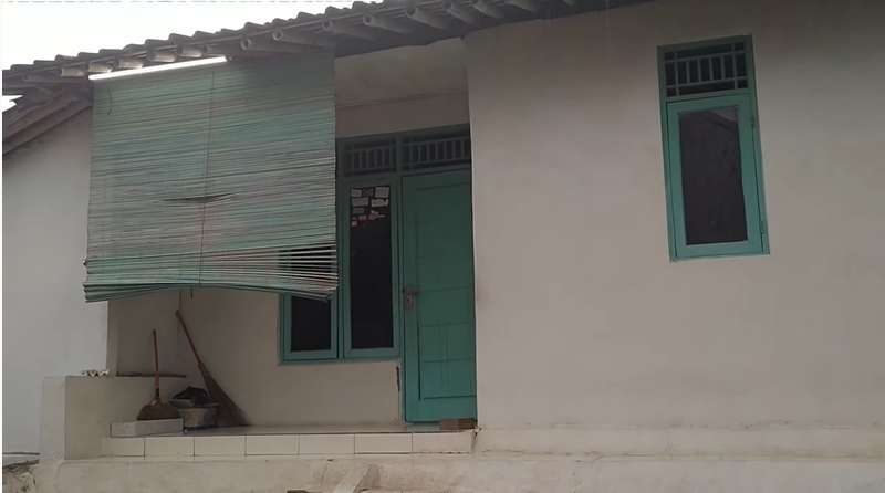 10 Potret Rumah Lord Rangga Petinggi Sunda Empire, Kondisinya Miris, Hanya dari Bilik Bambu!