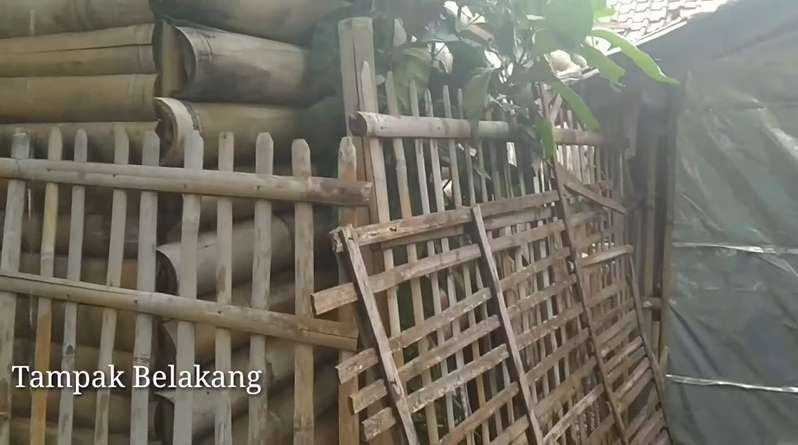 10 Potret Rumah Lord Rangga Petinggi Sunda Empire, Kondisinya Miris, Hanya dari Bilik Bambu!