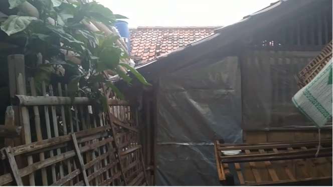 10 Potret Rumah Lord Rangga Petinggi Sunda Empire, Kondisinya Miris, Hanya dari Bilik Bambu!