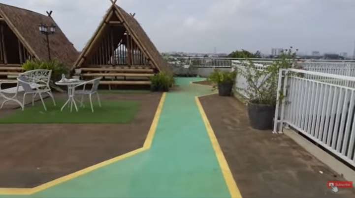 7 Potret Rooftop Yusuf Mansur, Saking Luasnya Bisa Dipakai Main Sepeda!