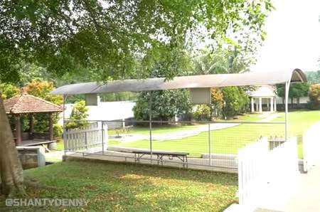 Potret Rumah 3 Seleb yang Pernah Gagal Jadi Pejabat, Ada yang Punya Lapangan Golf!