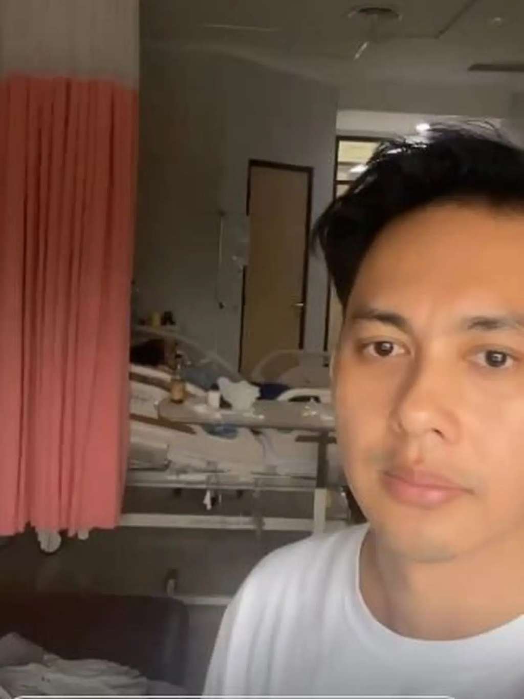 7 Potret Ibunda Kiki Farrel yang Idap Kanker, Kondisinya Pilu, Tubuhnya Kini Sangat Kurus!