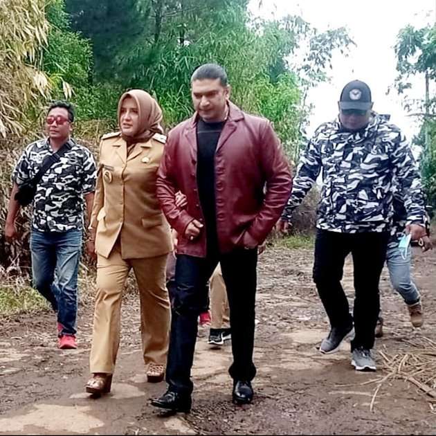 Masih Ingat Pedangdut yang Bawakan Lagu ‘Cik Cik Bum Bum’? Kini Kariernya Berubah Drastis!