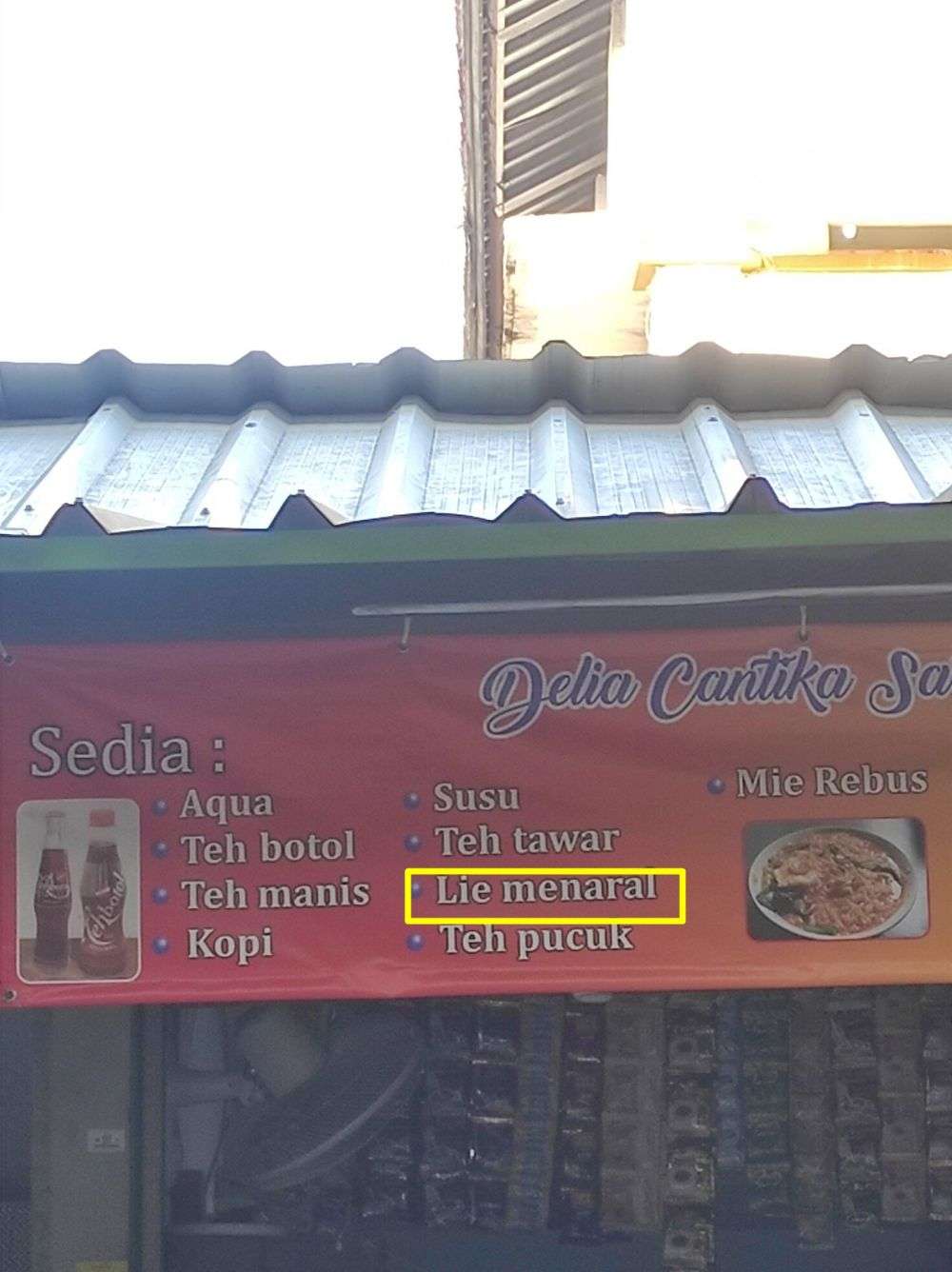 10 Spanduk Pedagang Pakai Bahasa Inggris, Malah Bikin Mikir Keras!
