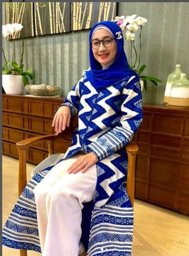 7 Seleb Berhijab yang Pilih Vakum dari Dunia Hiburan, Fokus Urus Keluarga Hingga Jadi Politikus!