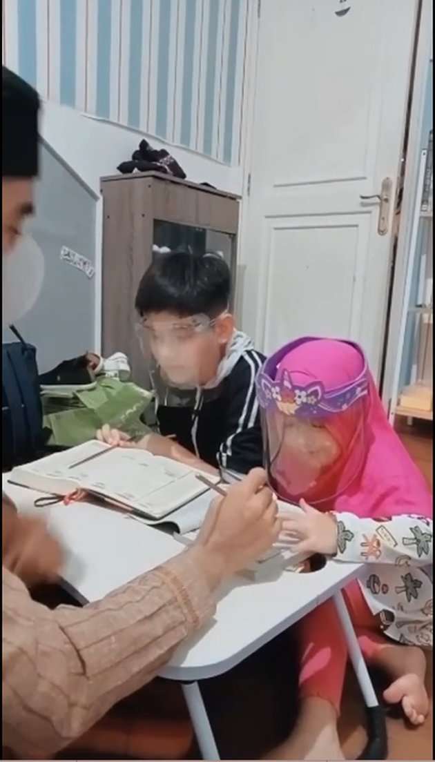 Potret Queen Eijaz Anak Fairuz dan Sonny Septian Saat Belajar Mengaji, Didoakan Jadi Hafizah 