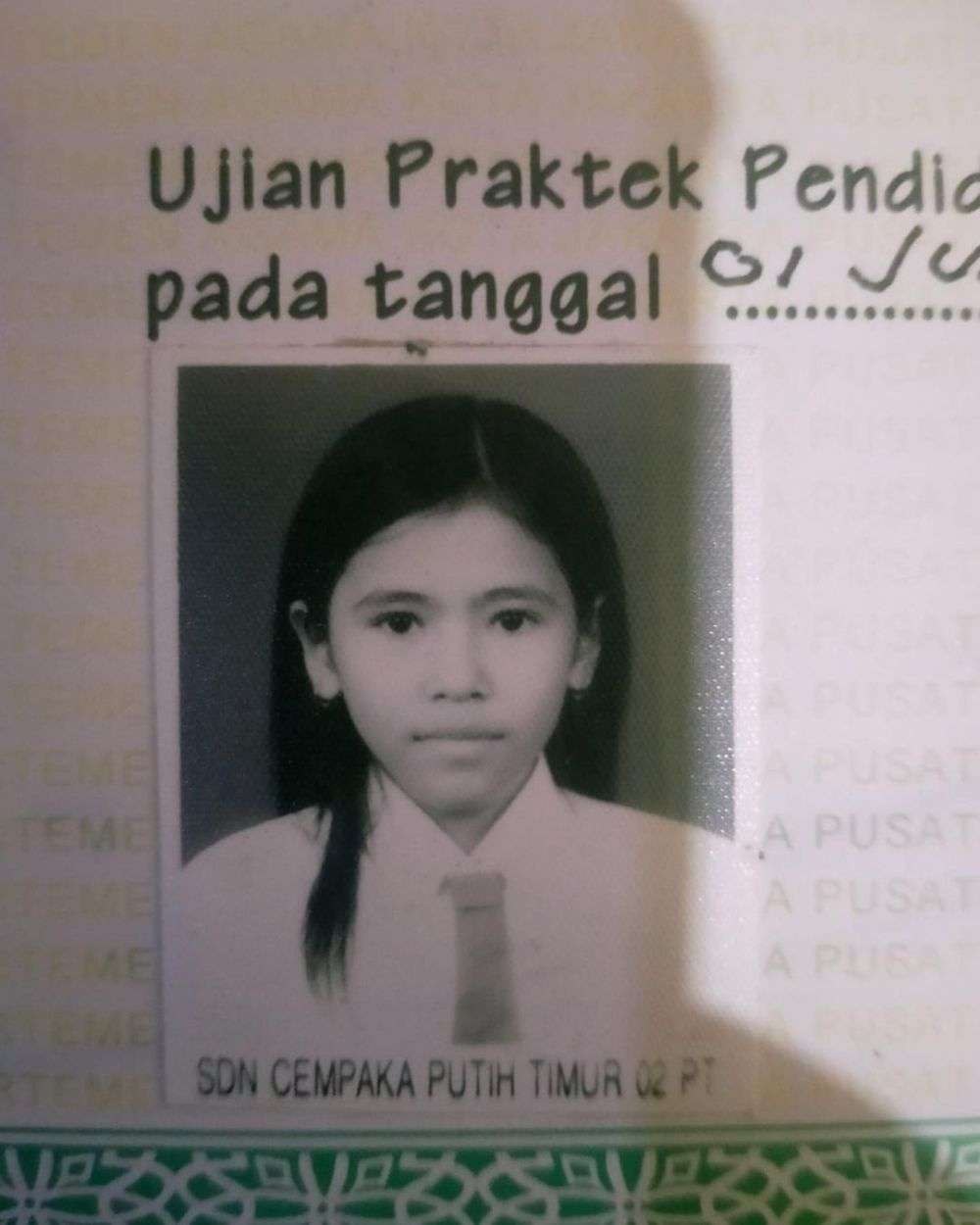 10 Potret Lawas Artis saat Masih SD, Sheila Marcia Bidadari Kelas, Cantik Banget!