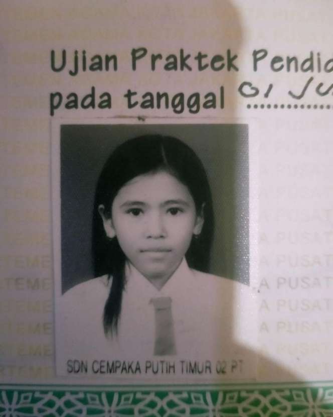 10 Potret Lawas Artis saat Masih SD, Sheila Marcia Bidadari Kelas, Cantik Banget!