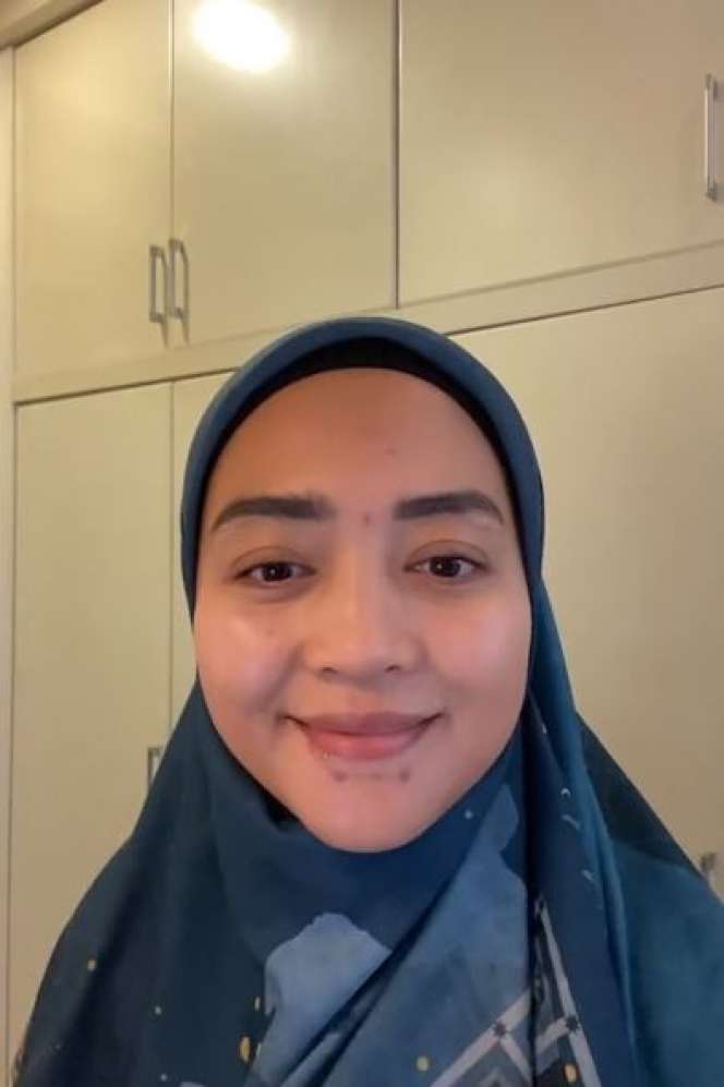 Biasa Makeup Tebal, Intip 9 Potret Seleb Istri Pejabat Tampil Polos Tanpa Riasan, Beda Banget!