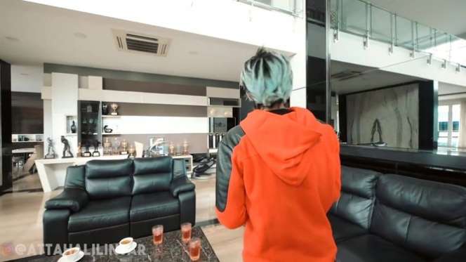 10 Potret Rumah Basrizal Koto, Sopir Angkot yang Kini Jadi ‘Sultan’, Mewahnya Kelewatan!