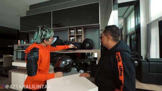 10 Potret Rumah Basrizal Koto, Sopir Angkot yang Kini Jadi ‘Sultan’, Mewahnya Kelewatan!