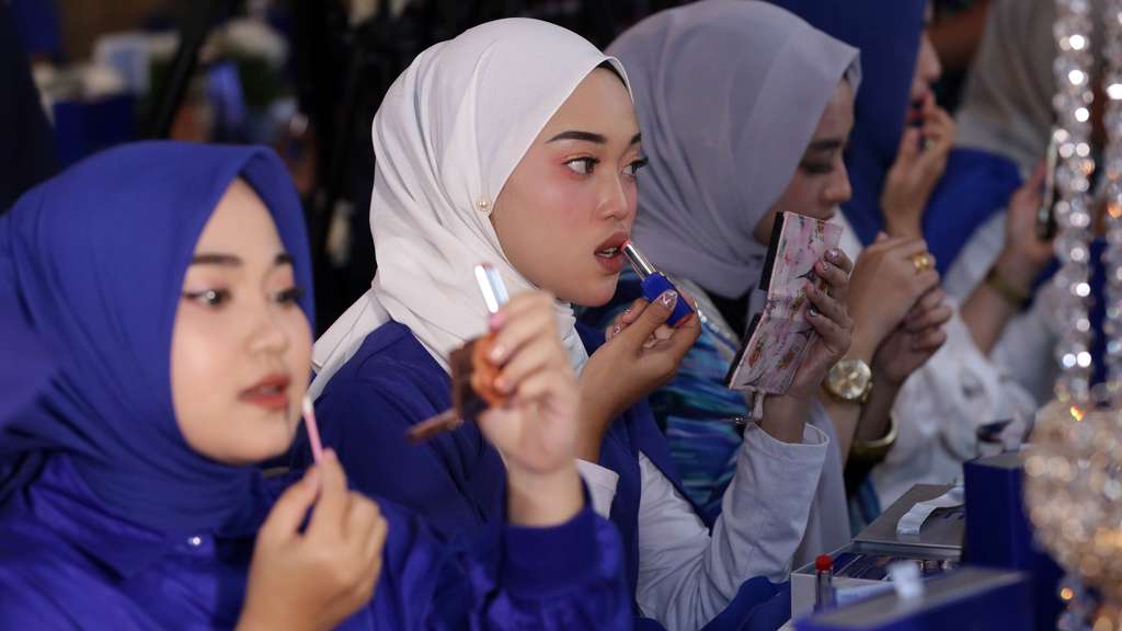 FOTO: Keseruan 'Venus Hybrid Makeup Beauty Community Gathering', Makeup dan Skincare Jadi Satu