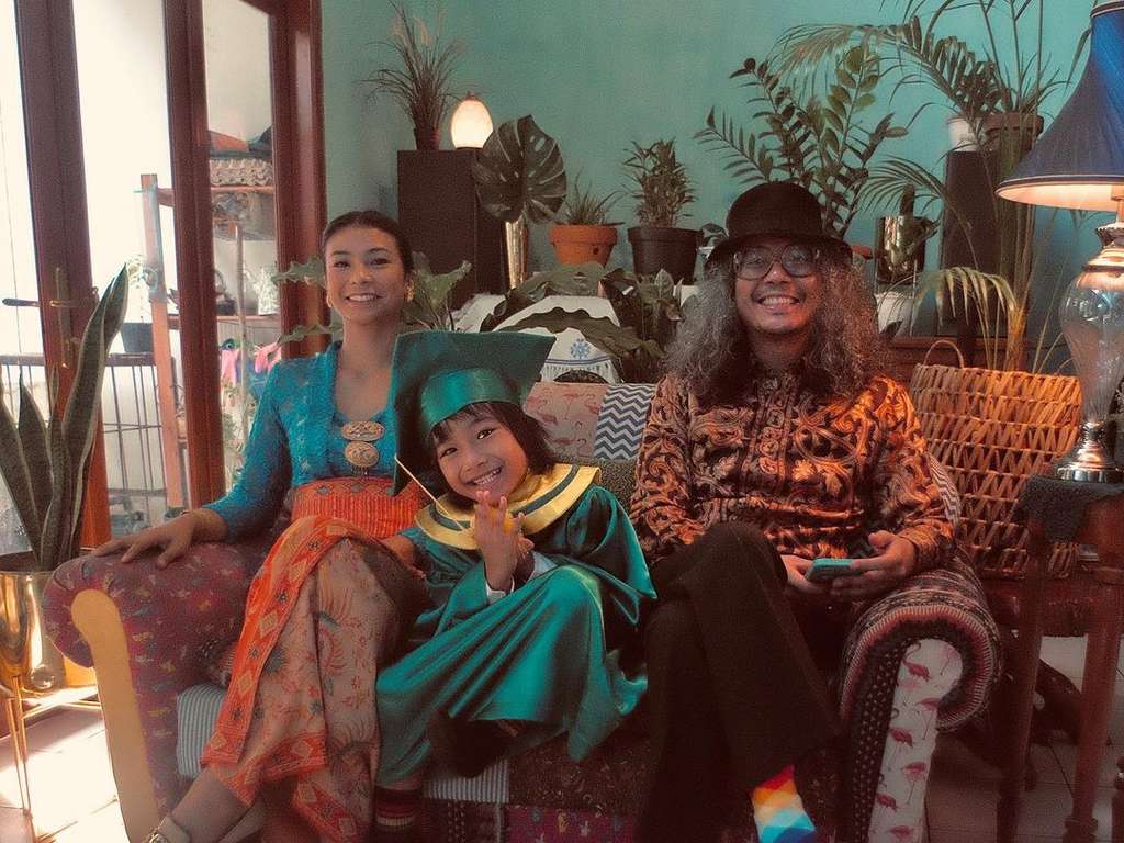 10 Potret Rumah Shareefa Daanish ‘Hantu Mbak Asih’, Super Unik Bak Istana Pelangi!