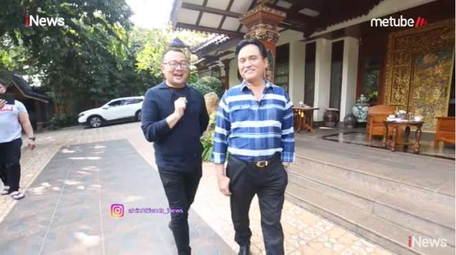 10 Potret Rumah Yusril Ihza Mahendra yang ‘Nyaris’ Jadi Presiden, Bak Bangunan Kastil China!