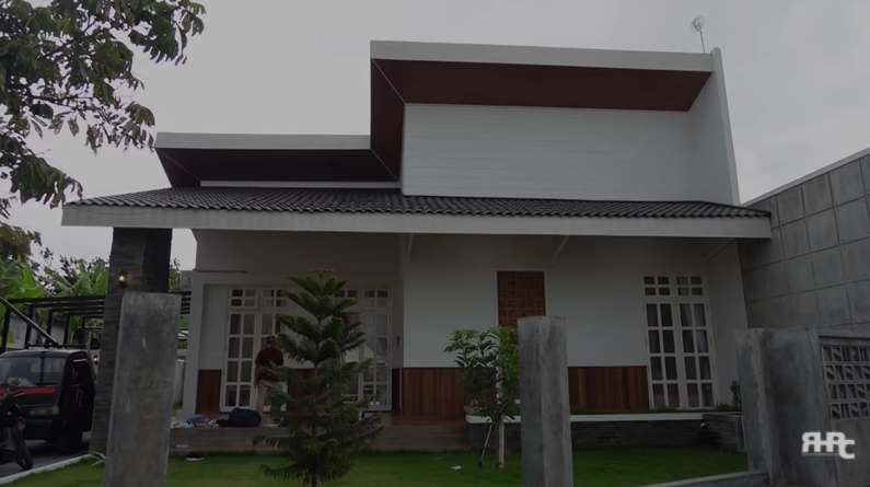 10 Potret Rumah Youtuber Ridwan Hanif, ‘Sultan’ yang Pilih Tinggal di Kampung