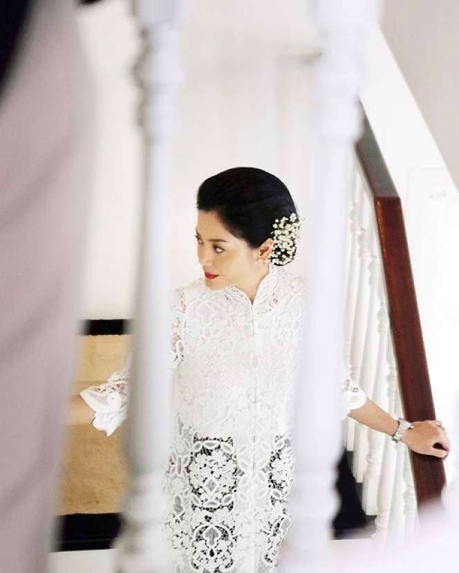 Jadi Istri Konglomerat, Inilah Potret Rumah Mewah Lulu Tobing yang Instagramble Abis!