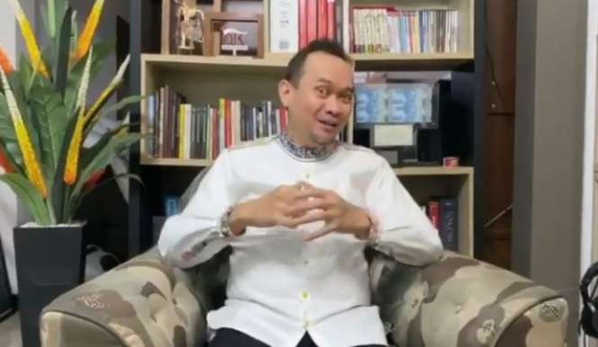 8 Potret Rumah Cak Lontong yang Jauh dari Kesan Mewah, Punya Banyak Koleksi Sepeda Mewah!