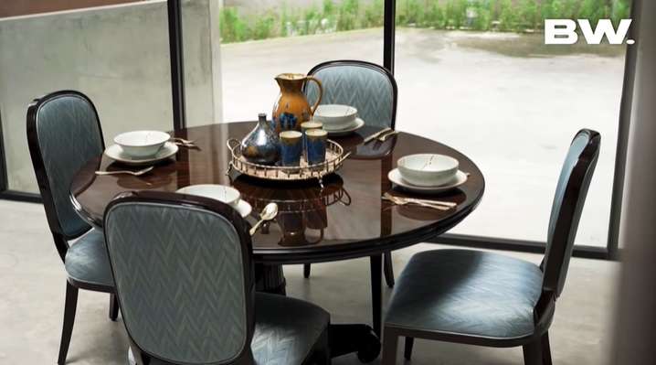 5 Potret Showroom Konglomerat Furnitur Merysia Saniharto, Ada Piano Seharga Rumah Mewah!